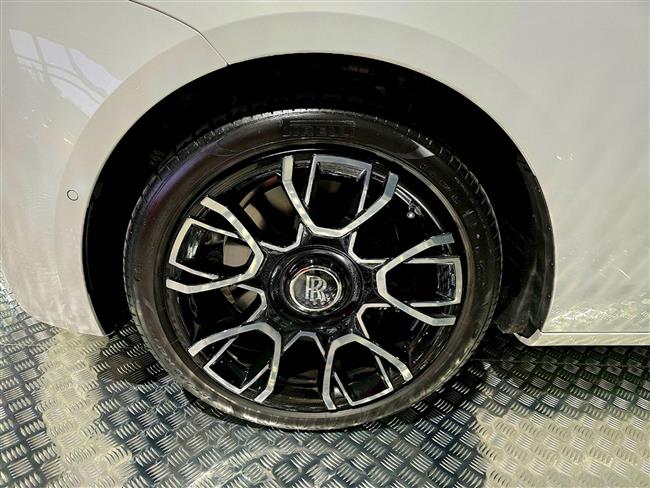 2022 ROLLS-ROYCE GHOST BLACK BADGE SEDAN - $659,888.00 - Photo 7