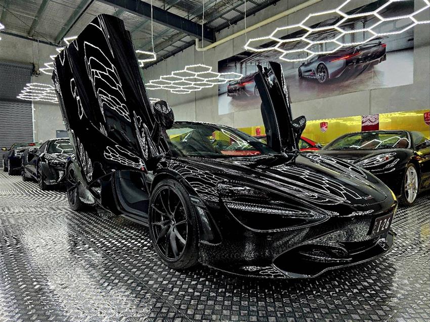2024 MCLAREN 720S Convertible