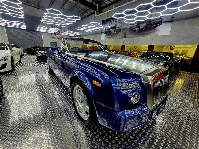 2008 ROLLS-ROYCE PHANTOM DROPHEAD CONVERTIBLE - $399,888.00 - Photo 4