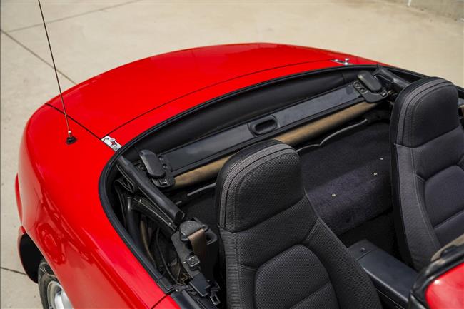 1990 MAZDA MX5 CONVERTIBLE - $49,888.00 - Photo 13