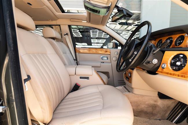 2005 ROLLS-ROYCE PHANTOM SEDAN - $269,888.00 - Photo 37
